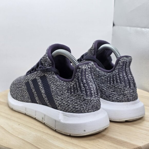 WOMEN'S SIZE 8 - ADIDAS SWIFT RUN SNEAKER SHOES SILVER/ PURPLE KNIT - Picture 7 of 9